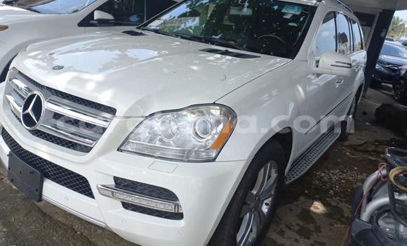 Sayi Na hannu Mercedes‒Benz GL–Class White Mota in Accra a Greater Accra Sayi Na hannu Mercedes‒Benz GL–Class White Mota in Accra a Greater Accra