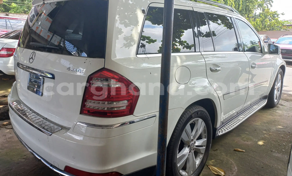Sayi Na hannu Mercedes‒Benz GL–Class White Mota in Accra a Greater Accra Sayi Na hannu Mercedes‒Benz GL–Class White Mota in Accra a Greater Accra