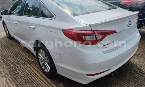 Sayi Na hannu Hyundai Sonata White Mota in Accra a Greater Accra Sayi Na hannu Hyundai Sonata White Mota in Accra a Greater Accra