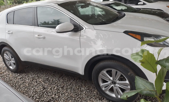 Buy Used Kia Sportage White Car in Accra in Greater Accra Buy Used Kia Sportage White Car in Accra in Greater Accra