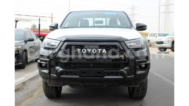 Big with watermark toyota hilux ashanti import dubai 47193