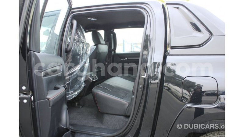 Big with watermark toyota hilux ashanti import dubai 47193