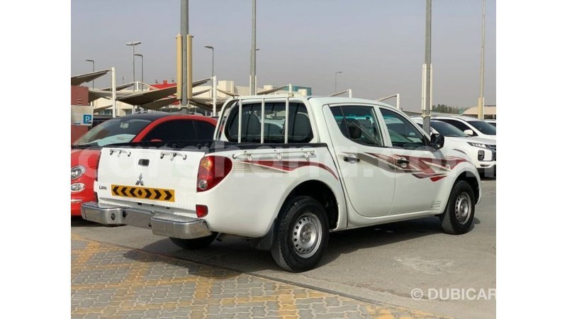 Big with watermark mitsubishi l200 ashanti import dubai 47211