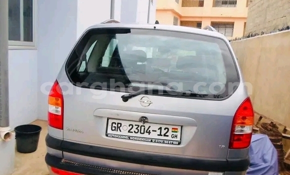 Sayi Na hannu Opel Zafira Sauran Mota in Accra a Greater Accra Sayi Na hannu Opel Zafira Sauran Mota in Accra a Greater Accra