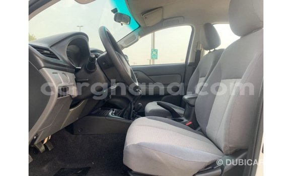 Ra Imported Mitsubishi L200 funfun Ọkọ̀ in Import - Dubai ni Ashanti Ra Imported Mitsubishi L200 funfun Ọkọ̀ in Import - Dubai ni Ashanti