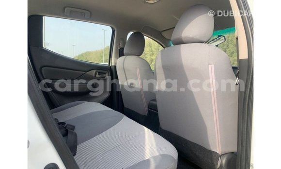 Ra Imported Mitsubishi L200 funfun Ọkọ̀ in Import - Dubai ni Ashanti Ra Imported Mitsubishi L200 funfun Ọkọ̀ in Import - Dubai ni Ashanti