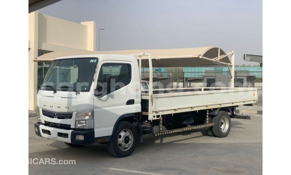 Ra Imported Mitsubishi i funfun Ọkọ̀ in Import - Dubai ni Ashanti Ra Imported Mitsubishi i funfun Ọkọ̀ in Import - Dubai ni Ashanti