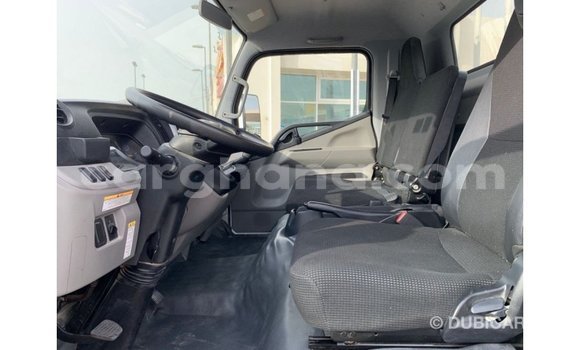 Ra Imported Mitsubishi i funfun Ọkọ̀ in Import - Dubai ni Ashanti Ra Imported Mitsubishi i funfun Ọkọ̀ in Import - Dubai ni Ashanti