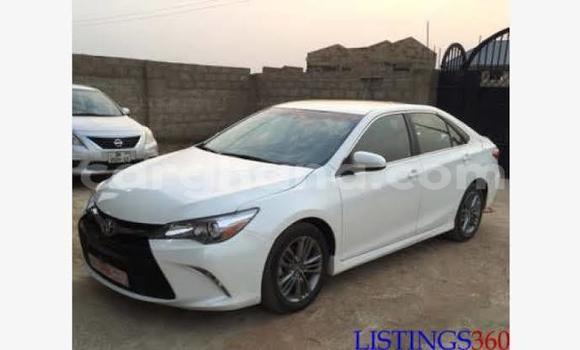 Buy Used Toyota Camry White Car in Tamale in Northern
