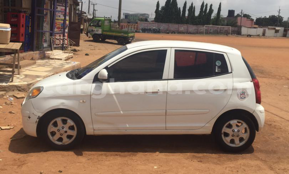 Buy Used Kia Morning White Car in Accra in Greater Accra Buy Used Kia Morning White Car in Accra in Greater Accra