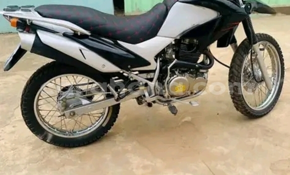 Ra Àlòkù Royal Enfield BULLET Black Mọto in Accra ni Greater Accra Ra Àlòkù Royal Enfield BULLET Black Mọto in Accra ni Greater Accra