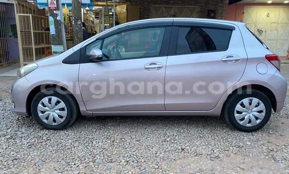Ra Àlòkù Toyota Vitz Silver Ọkọ̀ in Sekondi–Takoradi Metropolitan ni Oorun Ra Àlòkù Toyota Vitz Silver Ọkọ̀ in Sekondi–Takoradi Metropolitan ni Oorun