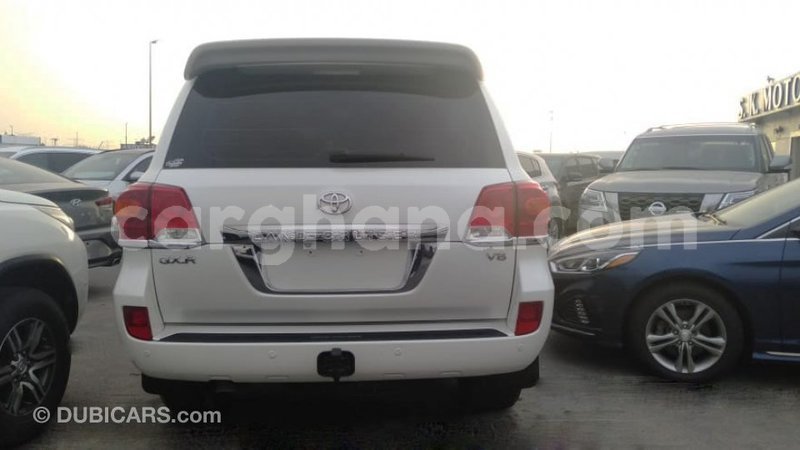 Big with watermark toyota land cruiser ashanti import dubai 47310