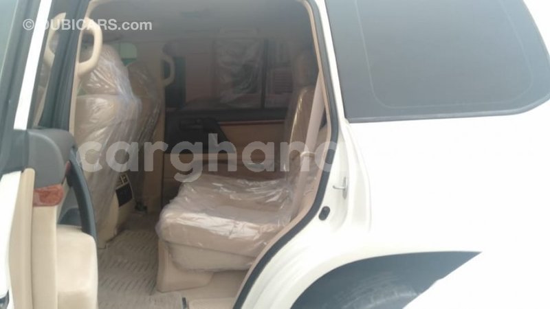 Big with watermark toyota land cruiser ashanti import dubai 47310