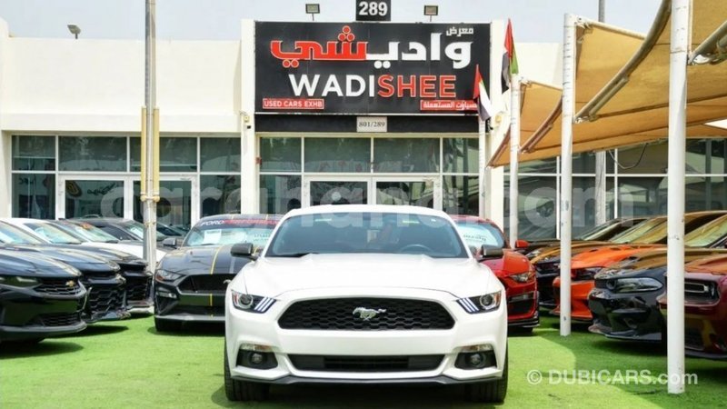 Big with watermark ford mustang ashanti import dubai 47312