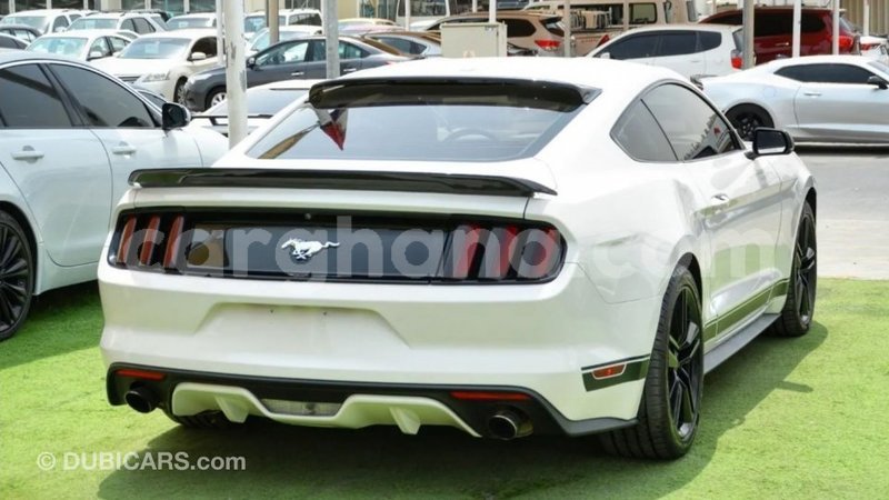 Big with watermark ford mustang ashanti import dubai 47312