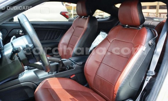 Sayi Imported Ford Mustang White Mota in Import - Dubai a Ashanti Sayi Imported Ford Mustang White Mota in Import - Dubai a Ashanti