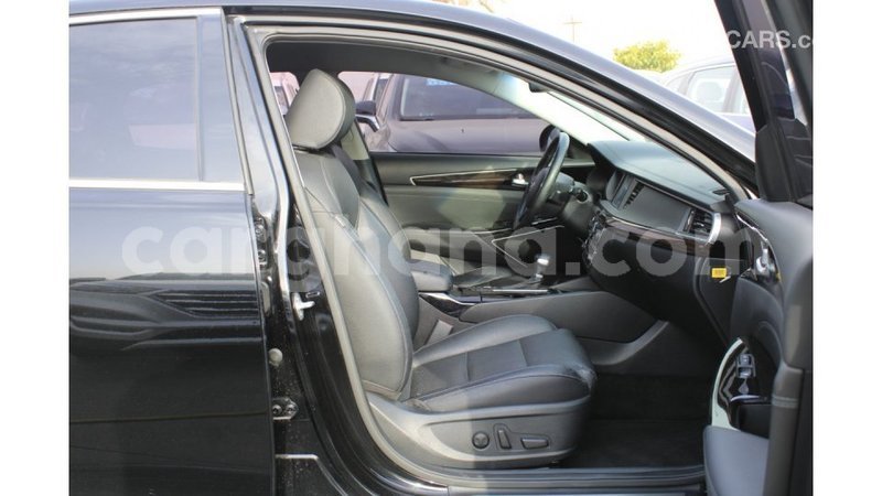 Big with watermark kia cadenza ashanti import dubai 47314