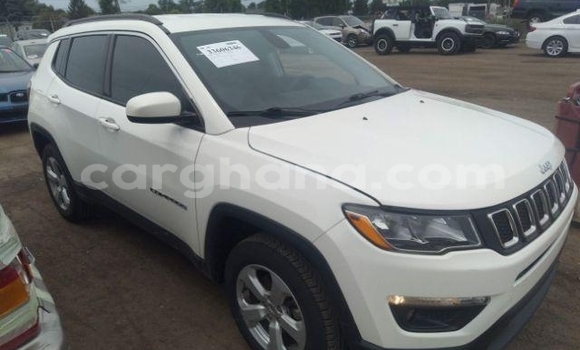 Ra Àlòkù Jeep Compass funfun Ọkọ̀ in Accra ni Greater Accra