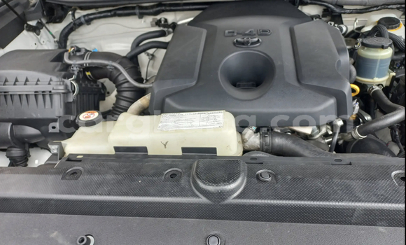 Sayi Na hannu Toyota Land Cruiser Prado White Mota in Accra a Greater Accra Sayi Na hannu Toyota Land Cruiser Prado White Mota in Accra a Greater Accra