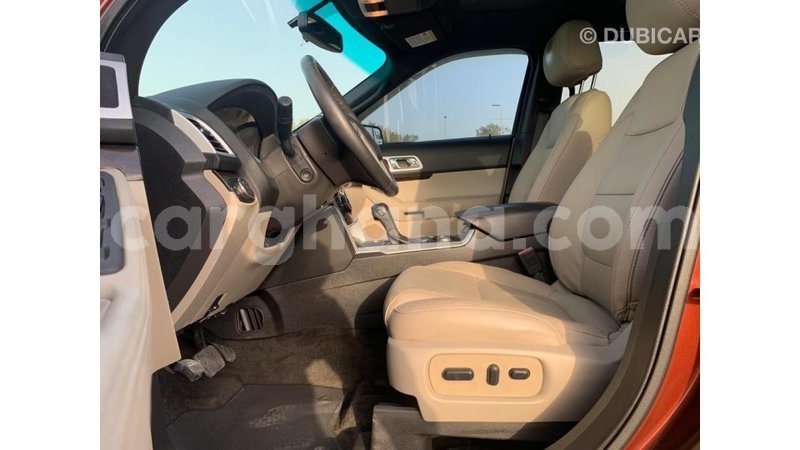 Big with watermark ford explorer ashanti import dubai 47339