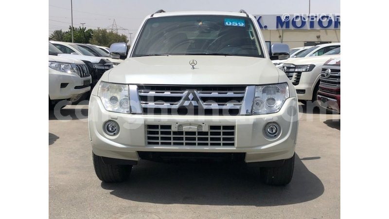 Big with watermark mitsubishi pajero ashanti import dubai 47348