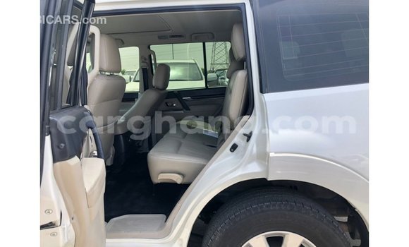 Ra Imported Mitsubishi Pajero funfun Ọkọ̀ in Import - Dubai ni Ashanti Ra Imported Mitsubishi Pajero funfun Ọkọ̀ in Import - Dubai ni Ashanti