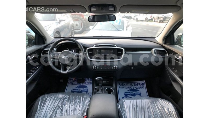 Big with watermark kia sorento ashanti import dubai 47349