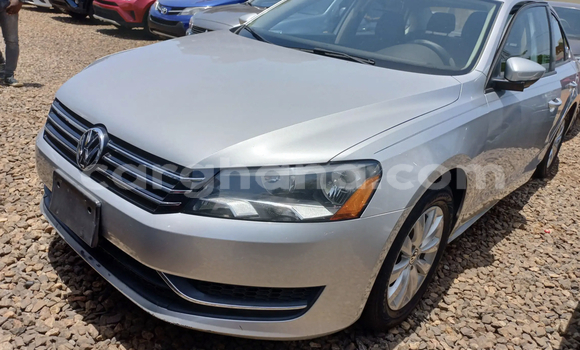 Sayi Na hannu Volkswagen Passat Azurfa Mota in Accra a Greater Accra Sayi Na hannu Volkswagen Passat Azurfa Mota in Accra a Greater Accra