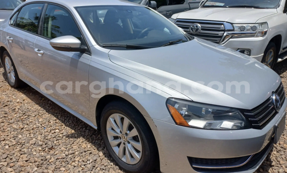 Sayi Na hannu Volkswagen Passat Azurfa Mota in Accra a Greater Accra Sayi Na hannu Volkswagen Passat Azurfa Mota in Accra a Greater Accra
