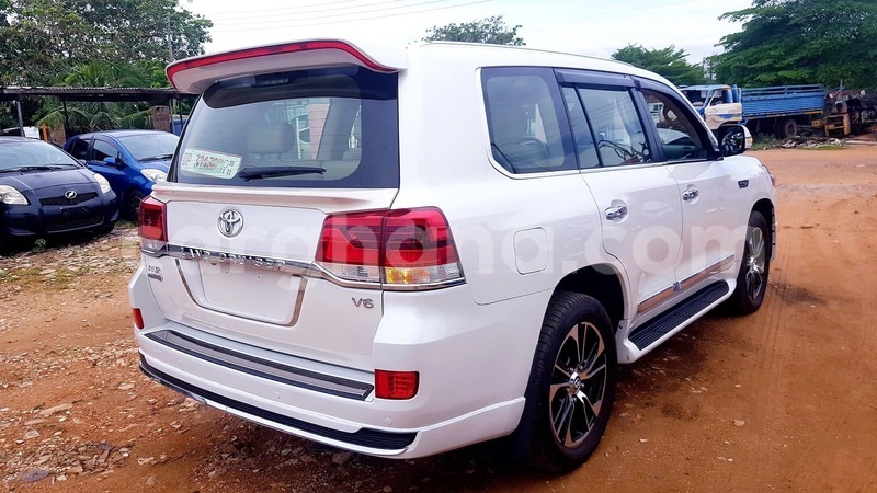 Big with watermark toyota land cruiser greater accra accra 47352