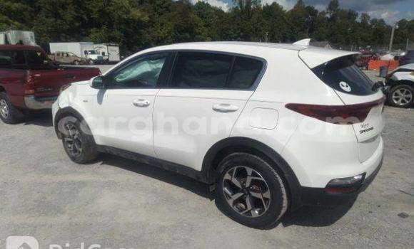 Sayi Na hannu Kia Sportage White Mota in Accra a Greater Accra