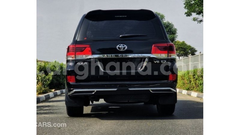 Big with watermark toyota land cruiser ashanti import dubai 47371