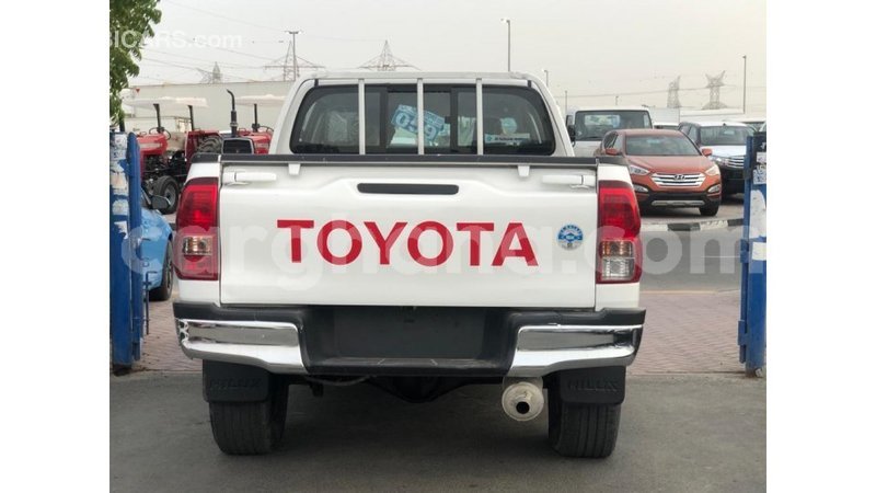 Big with watermark toyota hilux ashanti import dubai 47373