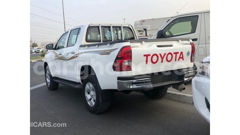 Big with watermark toyota hilux ashanti import dubai 47373