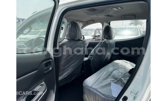 Ra Imported Mitsubishi L200 funfun Ọkọ̀ in Import - Dubai ni Ashanti Ra Imported Mitsubishi L200 funfun Ọkọ̀ in Import - Dubai ni Ashanti