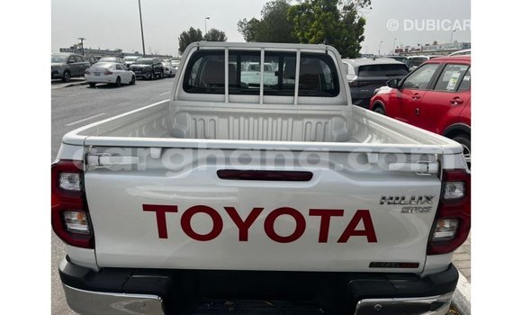 Ra Imported Toyota Hilux funfun Ọkọ̀ in Import - Dubai ni Ashanti Ra Imported Toyota Hilux funfun Ọkọ̀ in Import - Dubai ni Ashanti