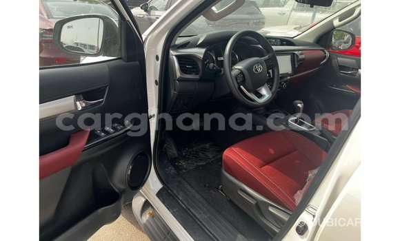 Ra Imported Toyota Hilux funfun Ọkọ̀ in Import - Dubai ni Ashanti Ra Imported Toyota Hilux funfun Ọkọ̀ in Import - Dubai ni Ashanti