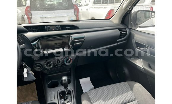 Buy Import Toyota Hilux White Car in Import - Dubai in Ashanti Buy Import Toyota Hilux White Car in Import - Dubai in Ashanti