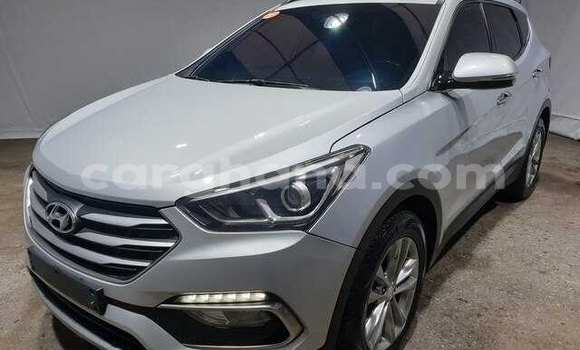 Buy Used Hyundai Santa Fe Silver Car in Accra in Greater Accra Buy Used Hyundai Santa Fe Silver Car in Accra in Greater Accra