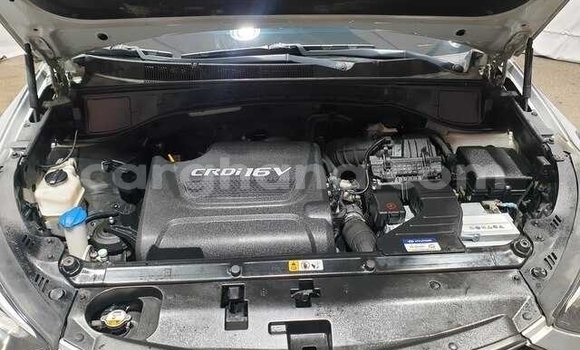 Buy Used Hyundai Santa Fe Silver Car in Accra in Greater Accra Buy Used Hyundai Santa Fe Silver Car in Accra in Greater Accra