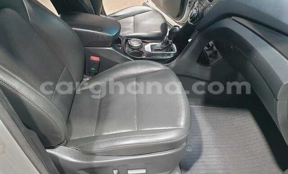 Buy Used Hyundai Santa Fe Silver Car in Accra in Greater Accra Buy Used Hyundai Santa Fe Silver Car in Accra in Greater Accra