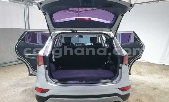 Buy Used Hyundai Santa Fe Silver Car in Accra in Greater Accra Buy Used Hyundai Santa Fe Silver Car in Accra in Greater Accra