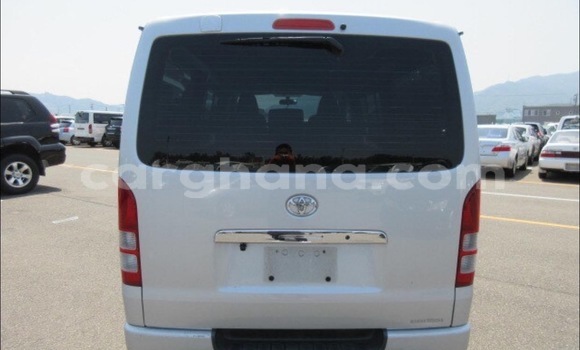 Sayi Na hannu Toyota Hiace Azurfa Mota in Accra a Greater Accra Sayi Na hannu Toyota Hiace Azurfa Mota in Accra a Greater Accra