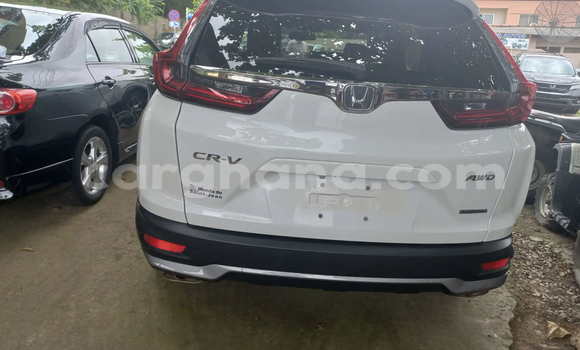 Sayi Na hannu Honda CR–V White Mota in Accra a Greater Accra Sayi Na hannu Honda CR–V White Mota in Accra a Greater Accra