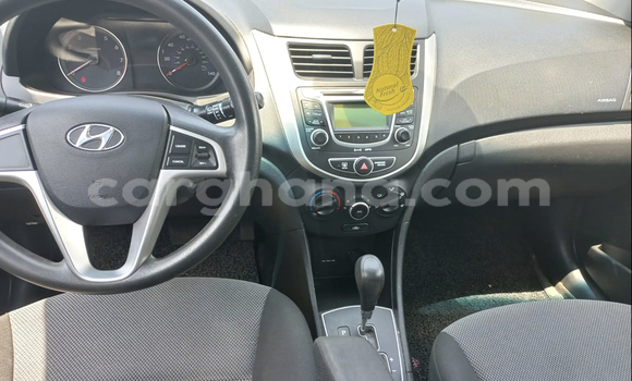 Sayi Na hannu Hyundai Accent Azurfa Mota in Accra a Greater Accra Sayi Na hannu Hyundai Accent Azurfa Mota in Accra a Greater Accra