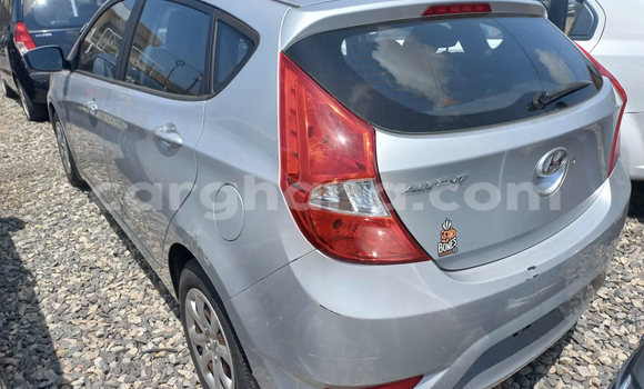 Sayi Na hannu Hyundai Accent Azurfa Mota in Accra a Greater Accra Sayi Na hannu Hyundai Accent Azurfa Mota in Accra a Greater Accra