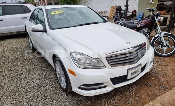 Ra Àlòkù Mercedes‒Benz E-klasse AMG funfun Ọkọ̀ in Accra ni Greater Accra Ra Àlòkù Mercedes‒Benz E-klasse AMG funfun Ọkọ̀ in Accra ni Greater Accra