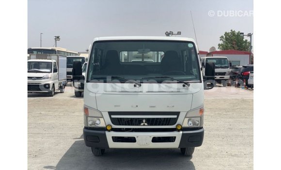 Ra Imported Mitsubishi i funfun Ọkọ̀ in Import - Dubai ni Ashanti Ra Imported Mitsubishi i funfun Ọkọ̀ in Import - Dubai ni Ashanti