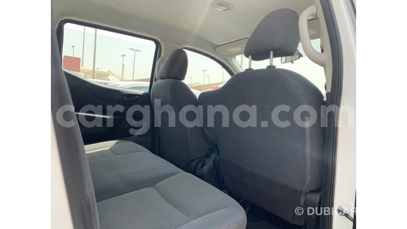 Big with watermark nissan navara ashanti import dubai 47416